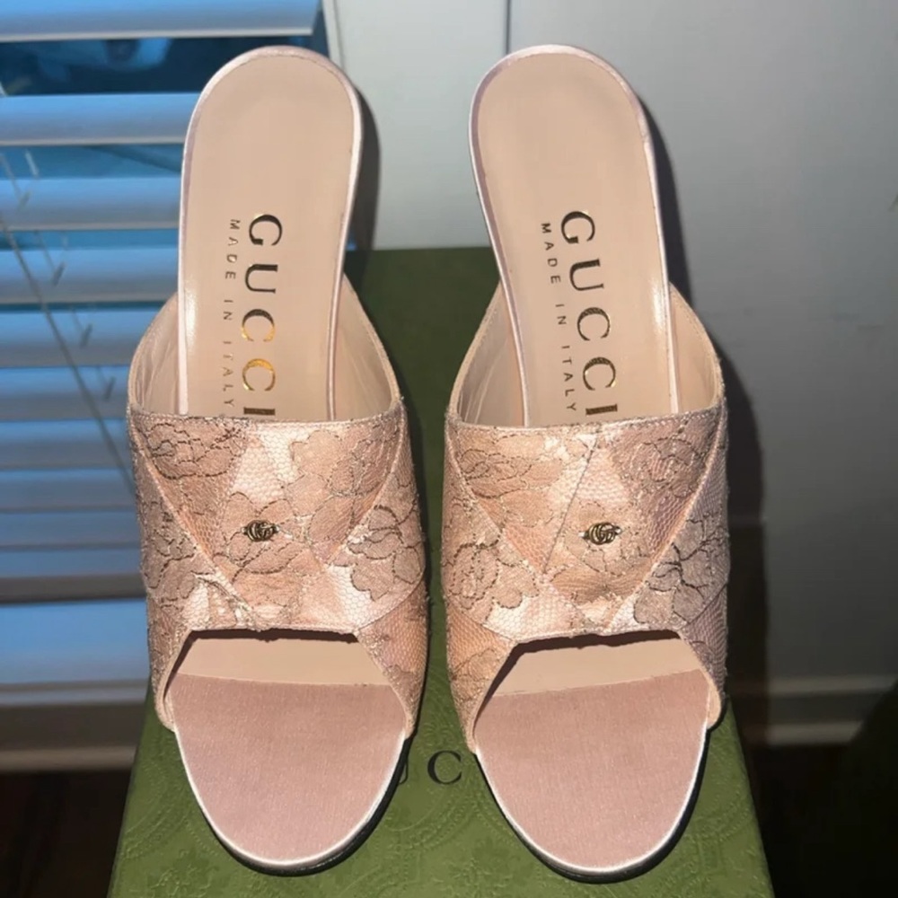 Gucci women shoe